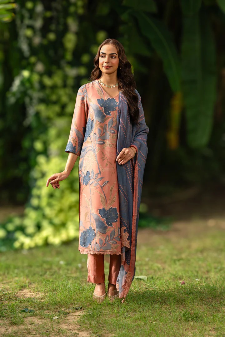 Peach and Greyish Blue Muslin Suit Set With Cut Work Dupatta - Image 2