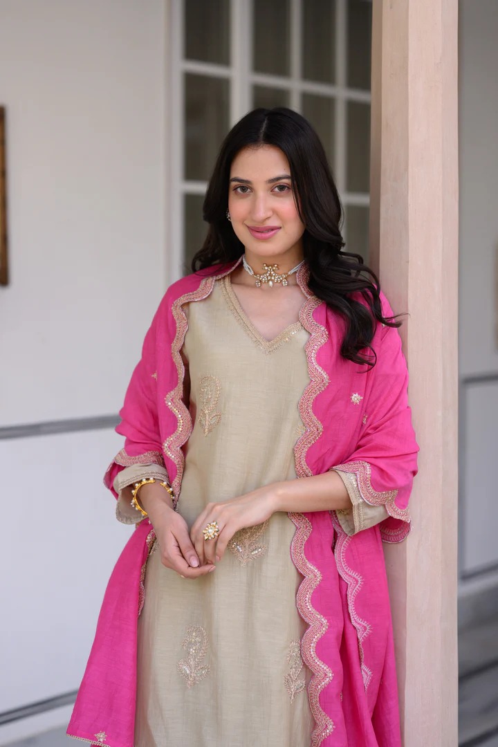 Beige Marodi Spread Work Kurta with Pink Scallop Dupatta Mul Chanderi Suit Set - Image 4