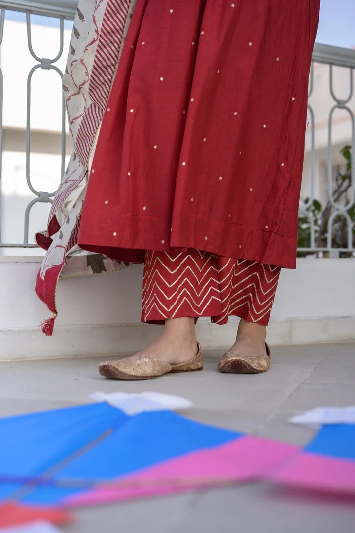 Deep Red Mul Chanderi Alia Cut With Spread Mirror work and Block Print Dupatta Suit Set - Image 8